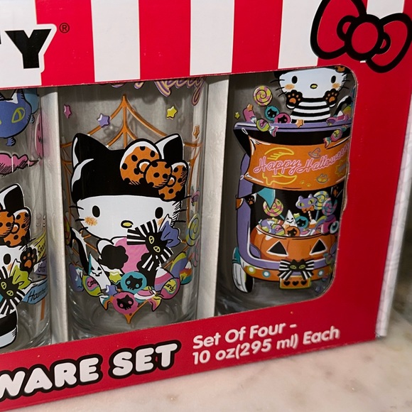 Sanrio Hello Kitty Halloween 10oz Glassware Set Of Four  ✨NIB✨ Hello Kitty Sanrio Set of 4 Halloween 10 OZ Glasses Colorful Collection